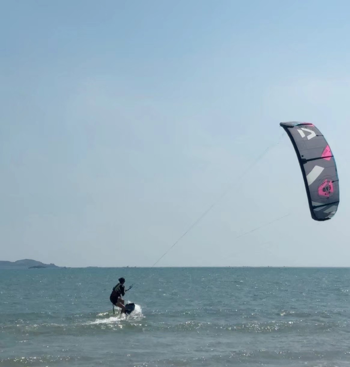 Kitesurfing